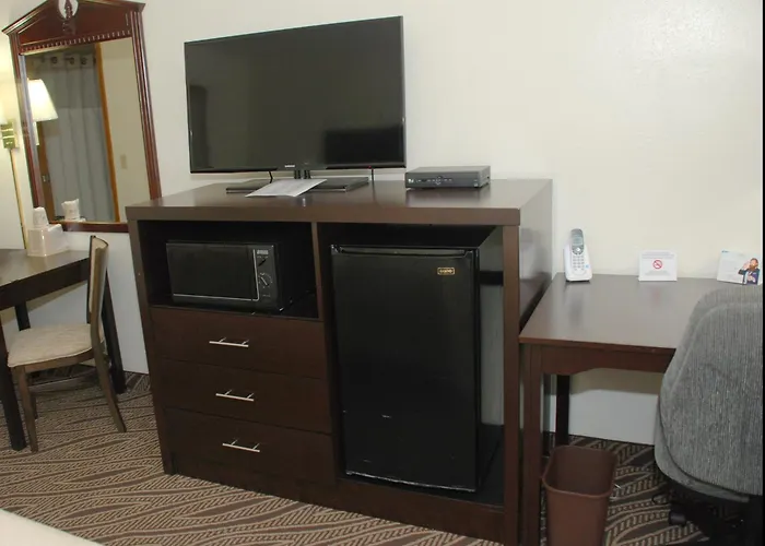 Days Inn By Wyndham Dyersburg