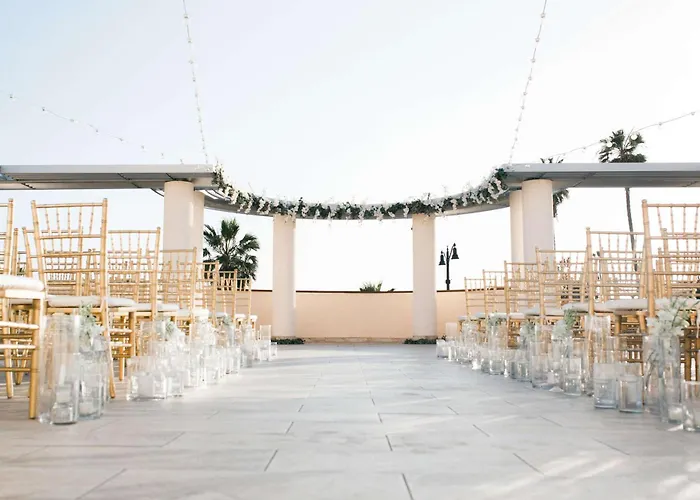 Redondo Beach Hotel, Tapestry Collection By Hilton