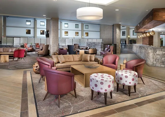 Doubletree By Hilton Lawrence Hotel
