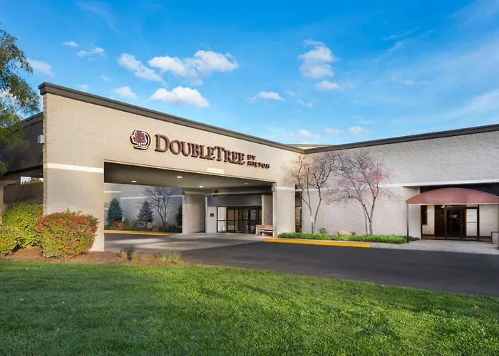 Doubletree By Hilton Lawrence Hotel