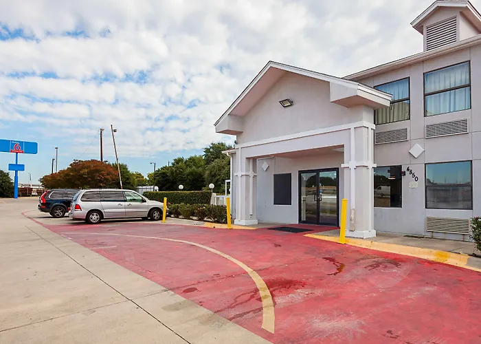 Studio 6 Fort Worth