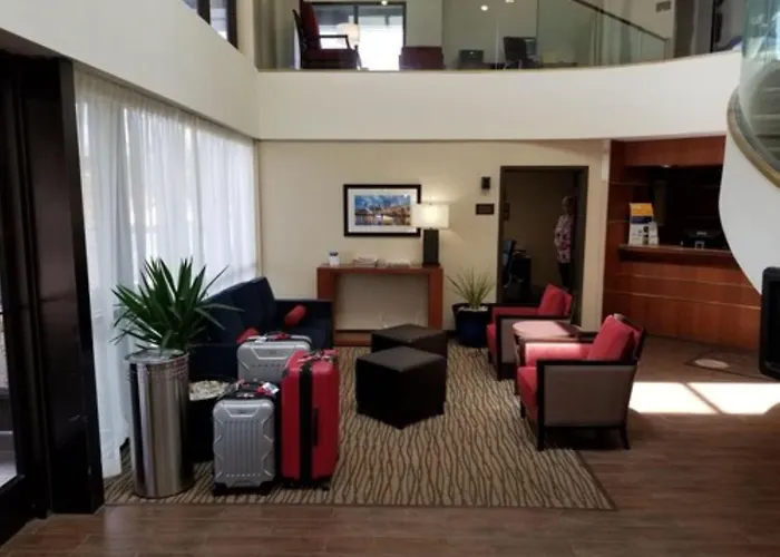 Comfort Inn Cleveland Airport Middleburg Heights