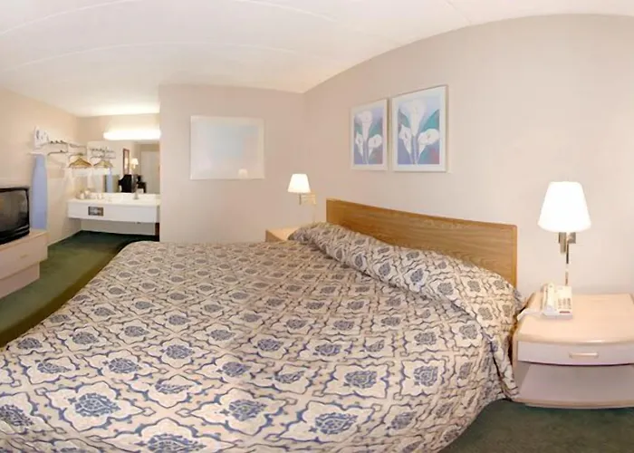 Econo Lodge Franklin - Springboro