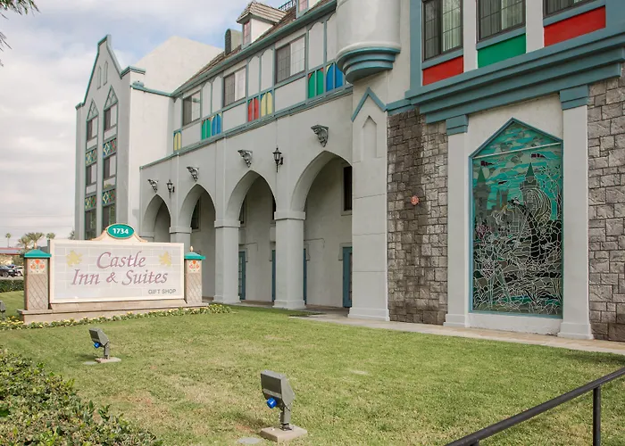 Castle Inn&Suites Anaheim