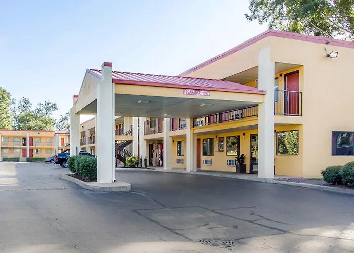 Econo Lodge Lanett