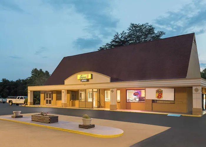 Super 8 By Wyndham Asheville Airport Fletcher