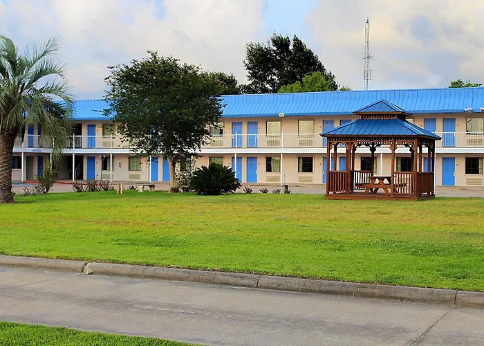 Motel 6-Winnie, Tx