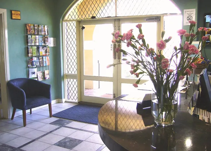 Hotel Cavalier Wantirna South