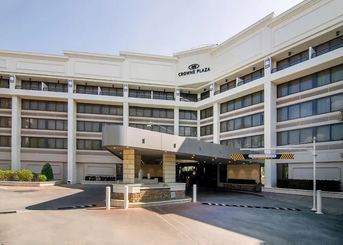 Crowne Plaza Executive Center Baton Rouge By Ihg Hotel