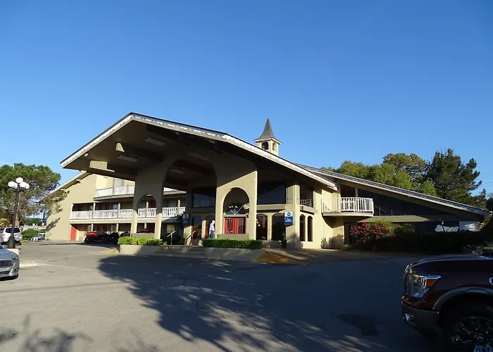 Best Western Sunday House Inn Kerrville