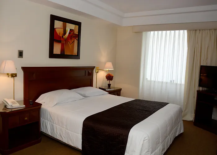 Hotel Maria Angola Lima