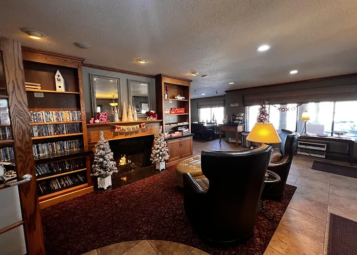 Quality Inn & Suites Detroit Lakes