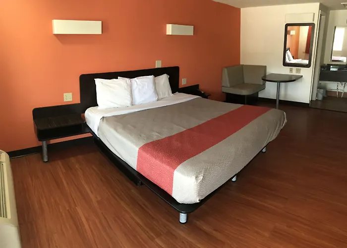 Motel 6 Troutville, Va