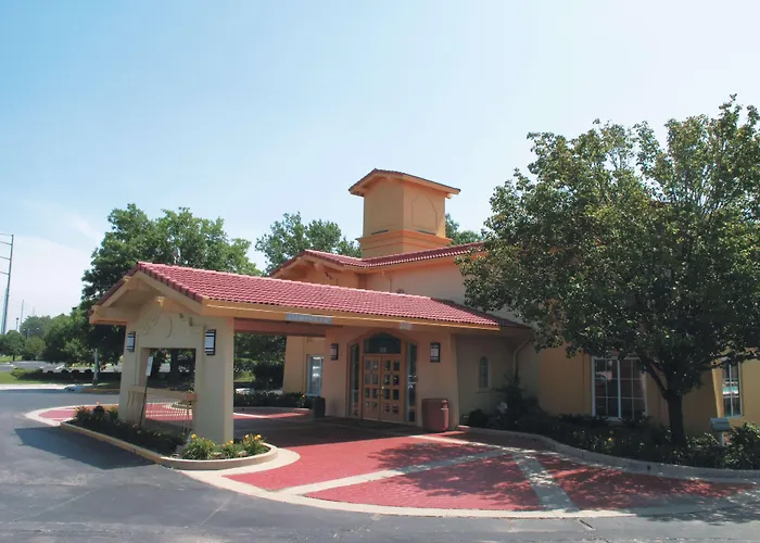 La Quinta Inn By Wyndham Kansas City Lenexa