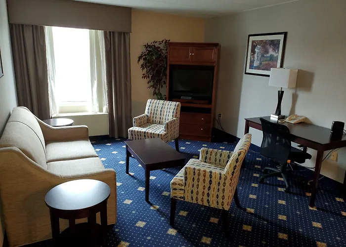 Baymont By Wyndham Groton/Mystic Hotel