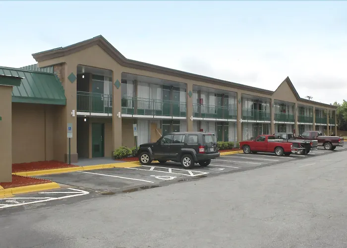 Reidsville Inn & Suites