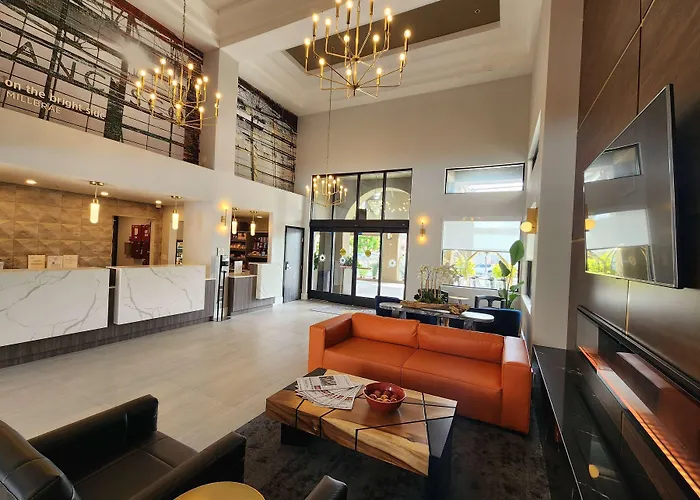 La Quinta Wyndham Sfo Airport West Millbrae-Presidents Award Winner-Free Arprt Shtl