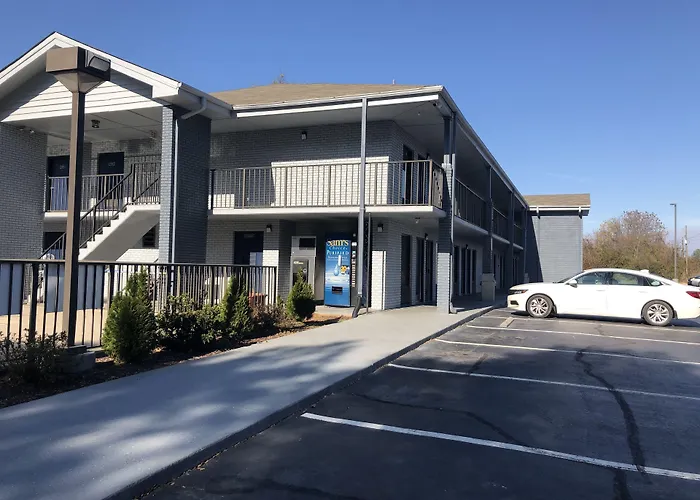 Quality Inn Clinton - Laurens I-26