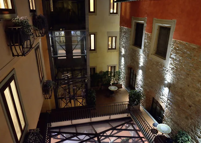 Hotel Alba Palace Floransa