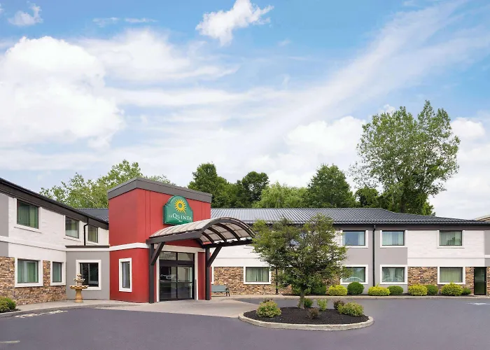 La Quinta Inn By Wyndham Buffalo Airport Williamsville