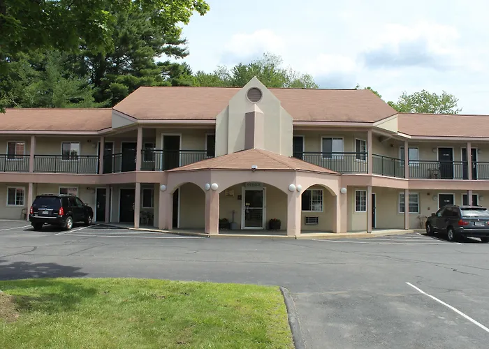 Howard Johnson By Wyndham Lenox