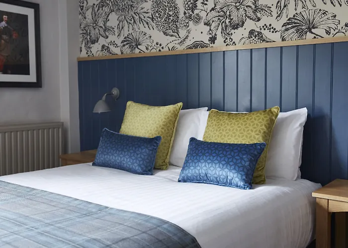 The Bear Hotel By Greene King Inns Hungerford