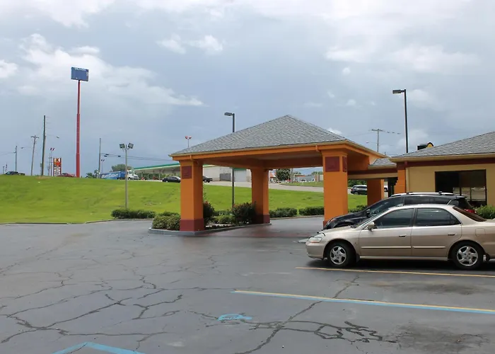 Howard Johnson By Wyndham Vicksburg