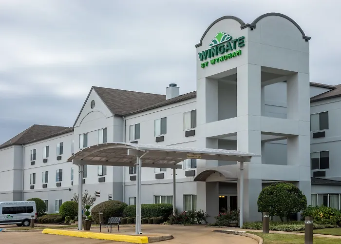 Wingate By Wyndham Shreveport Airport Hotel