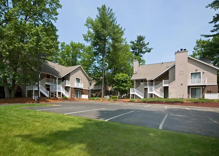 Residences At Daniel Webster Merrimack