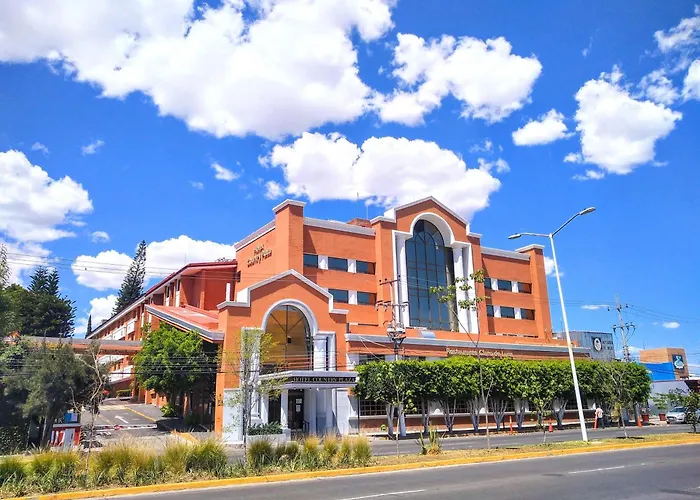 Country Plaza Hotel Zapopan