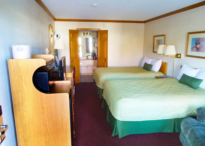 Indy Speedway Inn