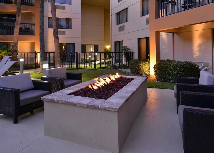 Courtyard By Marriott Ocala Hotel