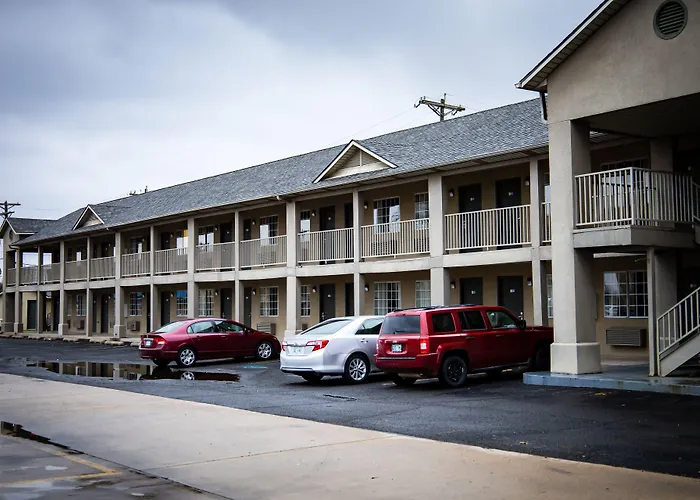 Days Inn By Wyndham Wagoner