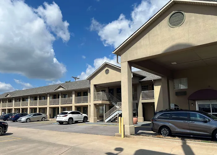 Days Inn By Wyndham Wagoner