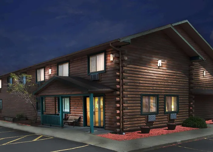 Super 8 By Wyndham Ticonderoga Hotel