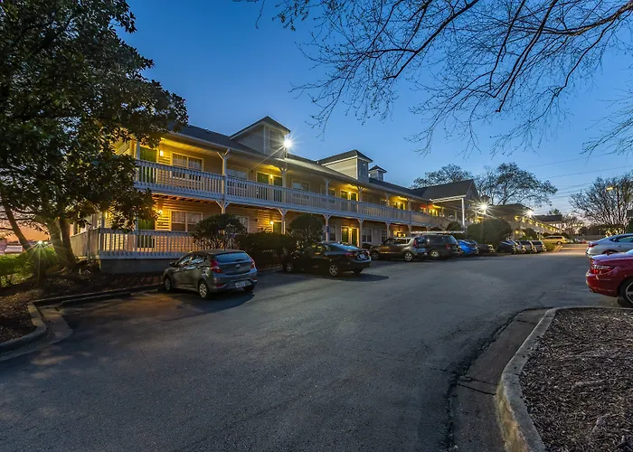 Hometowne Studios By Red Roof Atlanta - Norcross South