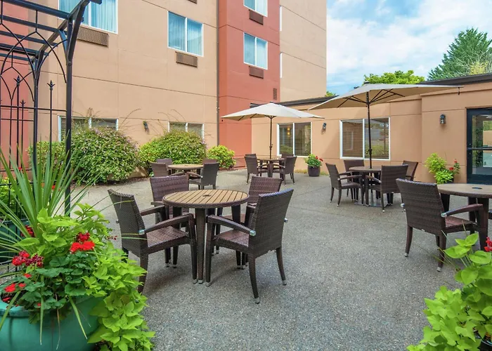 Doubletree By Hilton Portland Tigard Hotel