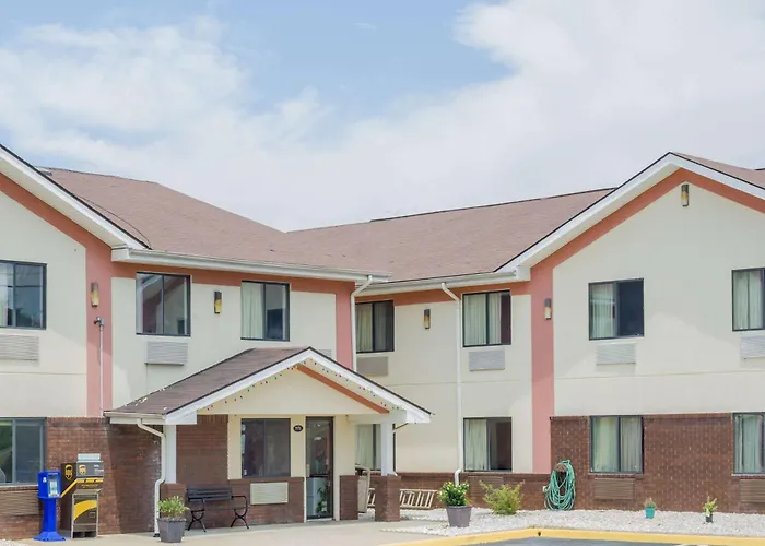 Super 8 By Wyndham Appomattox Va Hotel