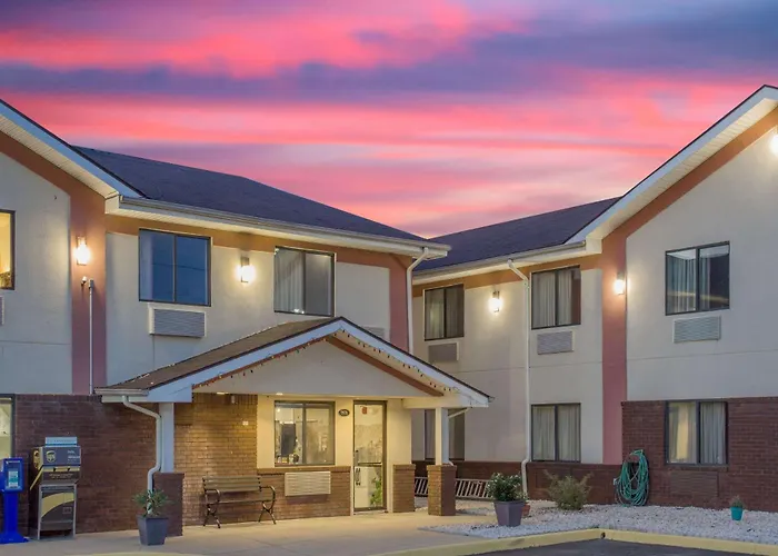 Super 8 By Wyndham Appomattox Va Hotel