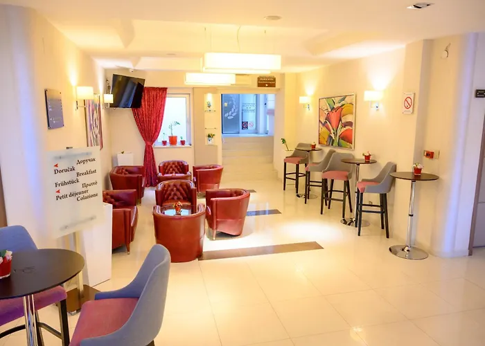 Hotel Tami Residence Ni