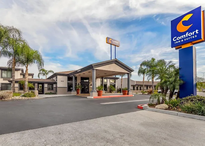 Comfort Inn & Suites San Bernardino Colton