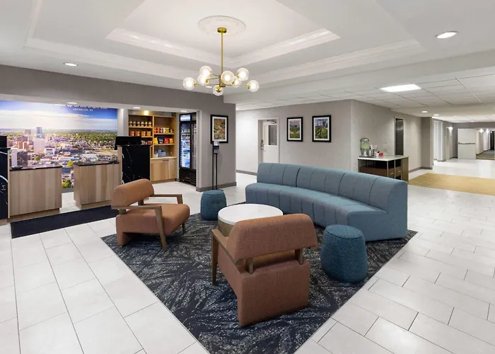 La Quinta By Wyndham Lexington South / Hamburg Hotel