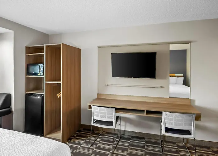 Microtel Inn By Wyndham Greensboro