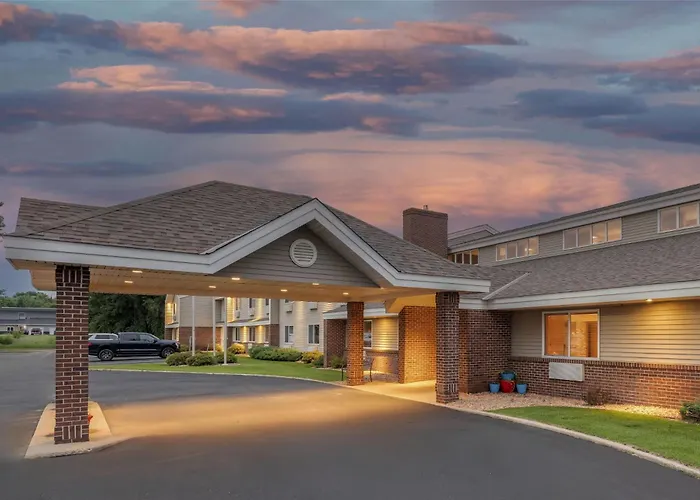 Surestay Plus Hotel By Best Western Litchfield