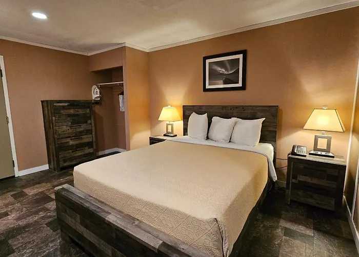The George Dawson Inn & Conference Centre Dawson Creek