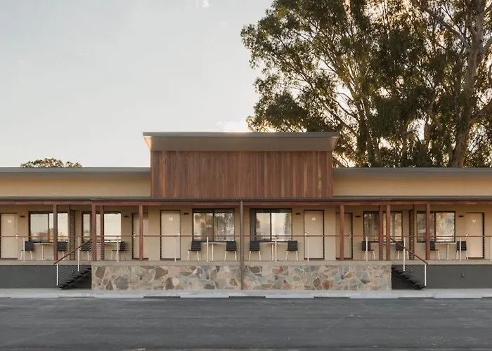 New Crossing Place Motel Seymour