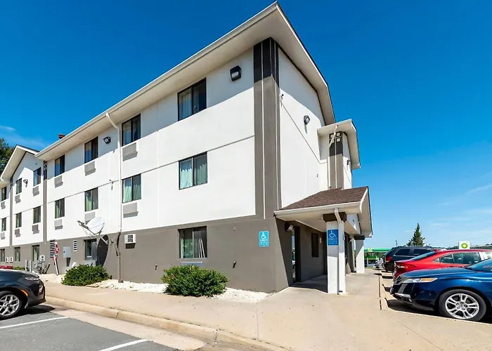 Super 8 By Wyndham Dumfries/Quantico Hotel