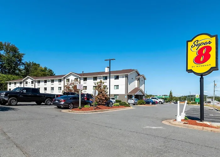 Super 8 By Wyndham Dumfries/Quantico Hotel