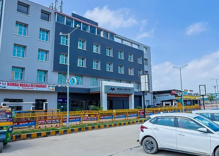 Max Hotels Prayagraj