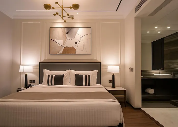 Aauris Hotel Kolkata